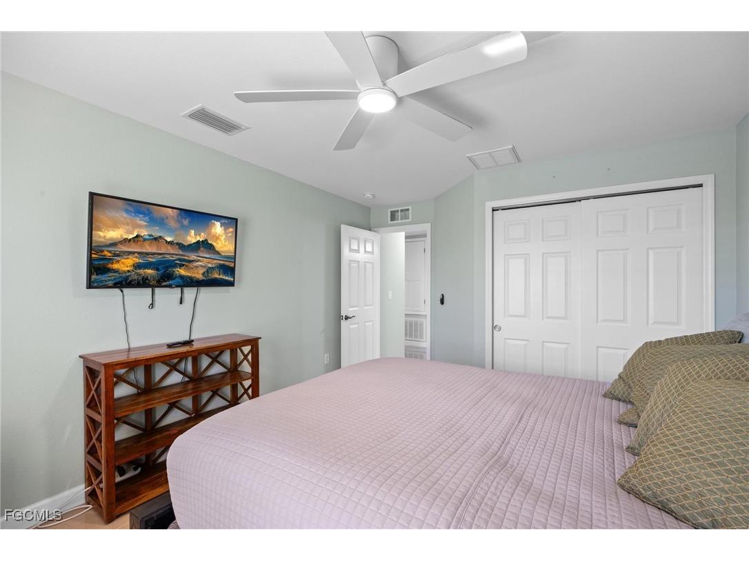 1914 NW 15th Street Cape Coral FL 33993 2026000806 image42