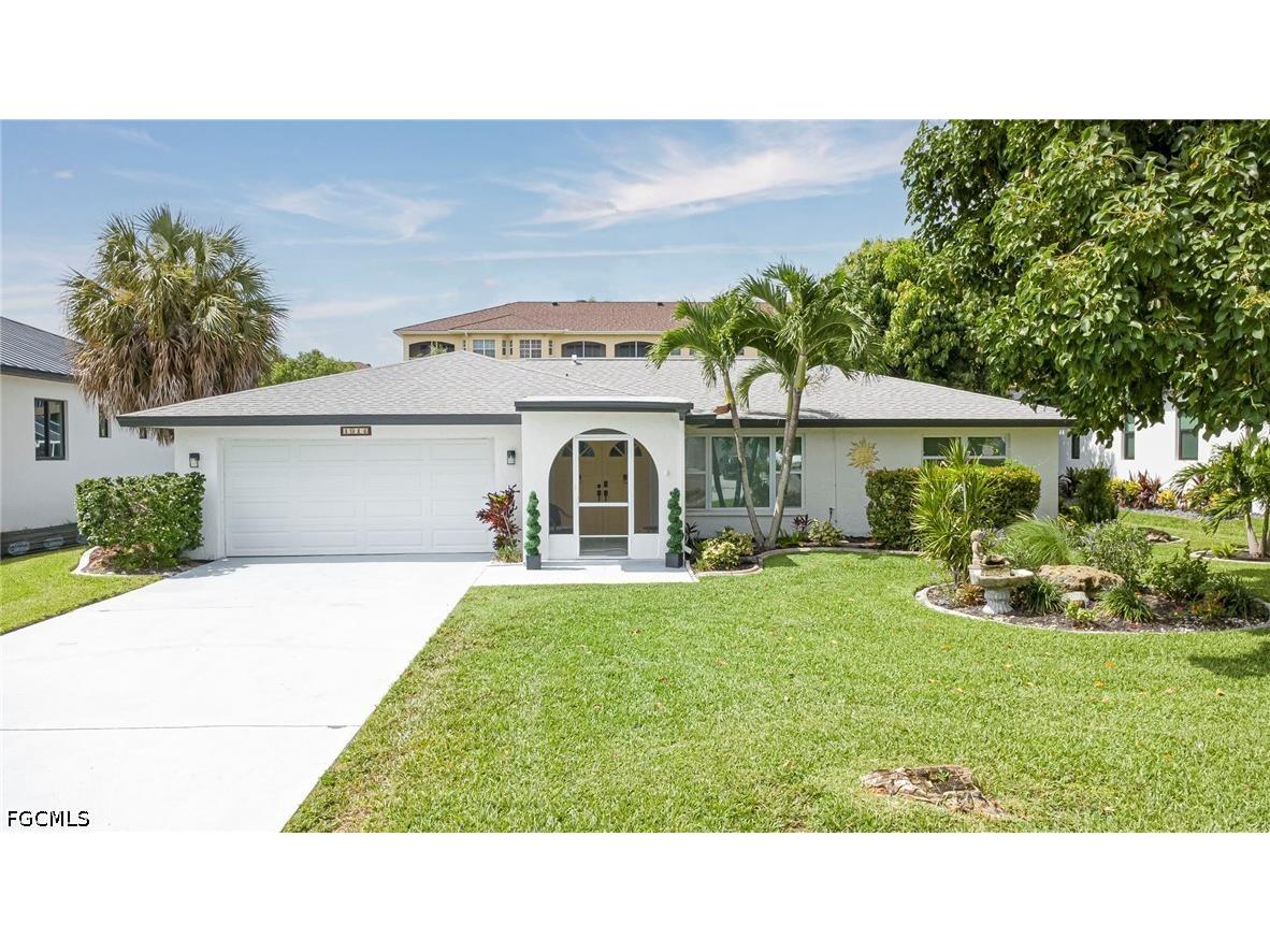 1914 Ottersrest Lane Cape Coral FL 33990 2026024609 image1