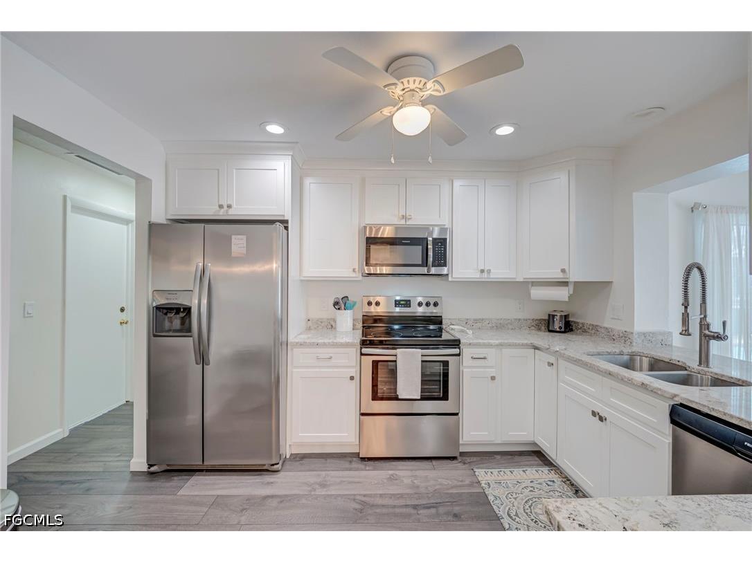 1914 Ottersrest Lane Cape Coral FL 33990 2026024609 image10