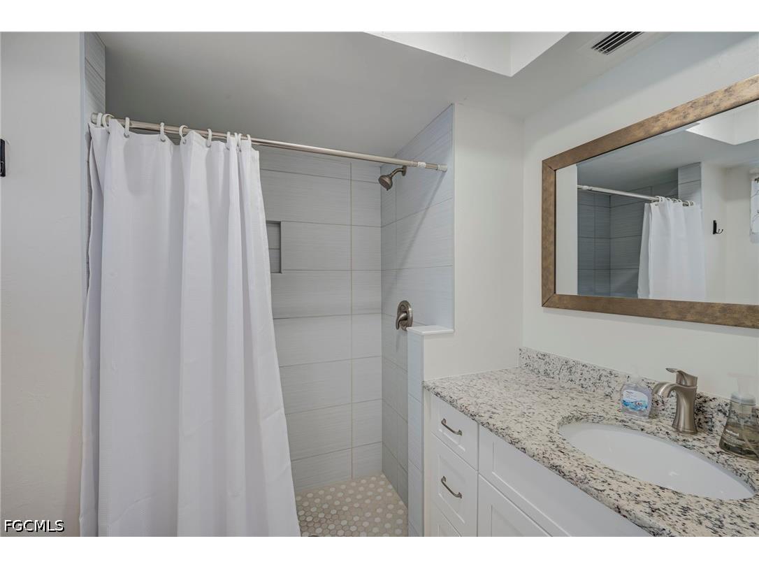 1914 Ottersrest Lane Cape Coral FL 33990 2026024609 image18