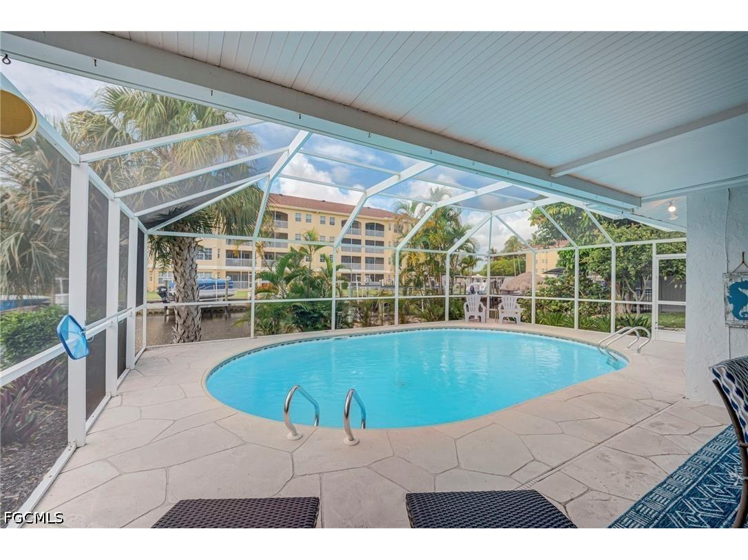 1914 Ottersrest Lane Cape Coral FL 33990 2026024609 image25
