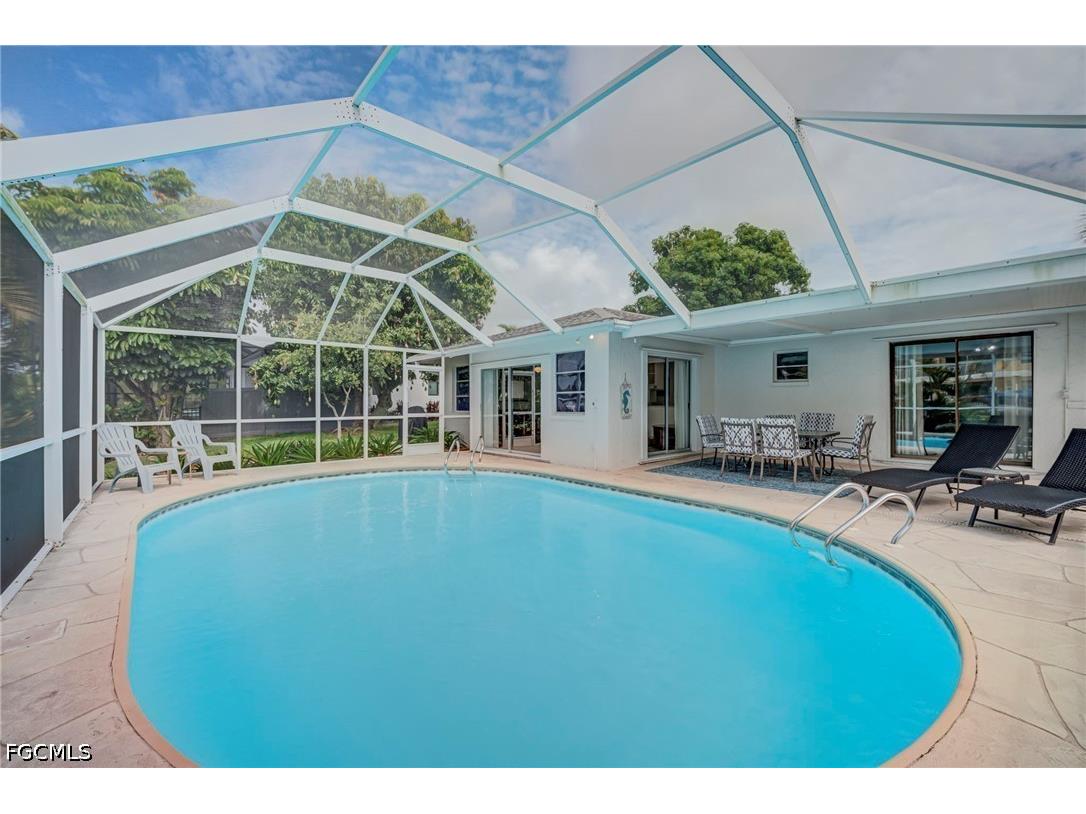 1914 Ottersrest Lane Cape Coral FL 33990 2026024609 image26