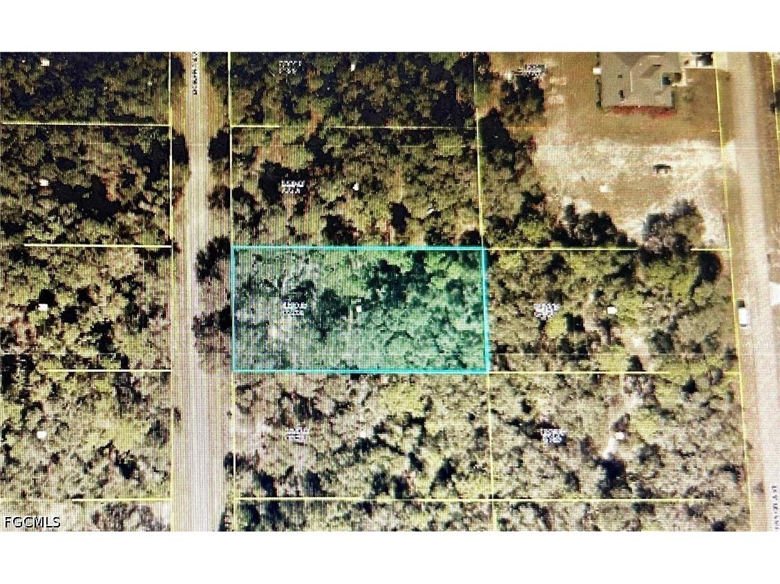 1914 Robert Avenue Lehigh Acres FL 33972 2026018087 image1