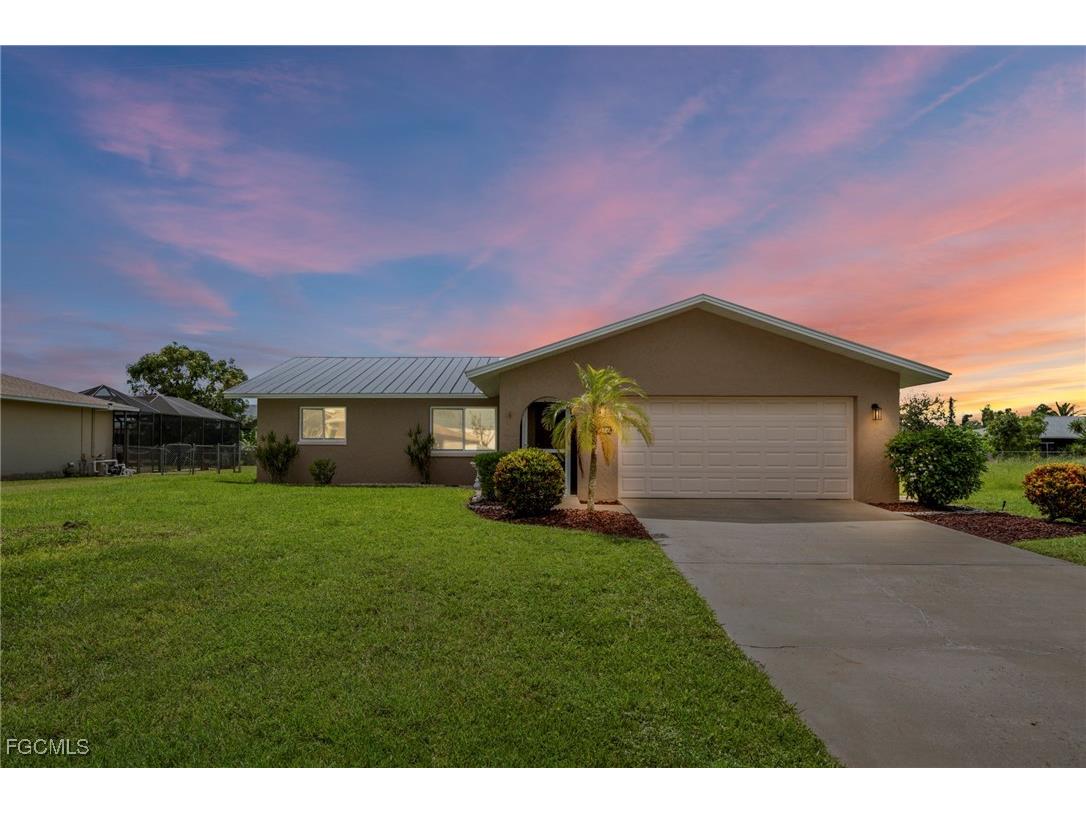 1914 SE 11th Avenue Cape Coral FL 33990 2025002586 image1
