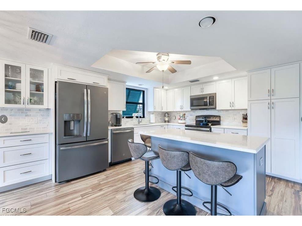 1914 SE 40th Terrace #105 Cape Coral FL 33904 2025013655 image2