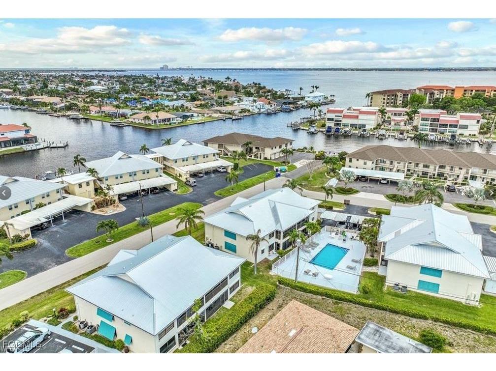 1914 SE 40th Terrace #105 Cape Coral FL 33904 2025013655 image4