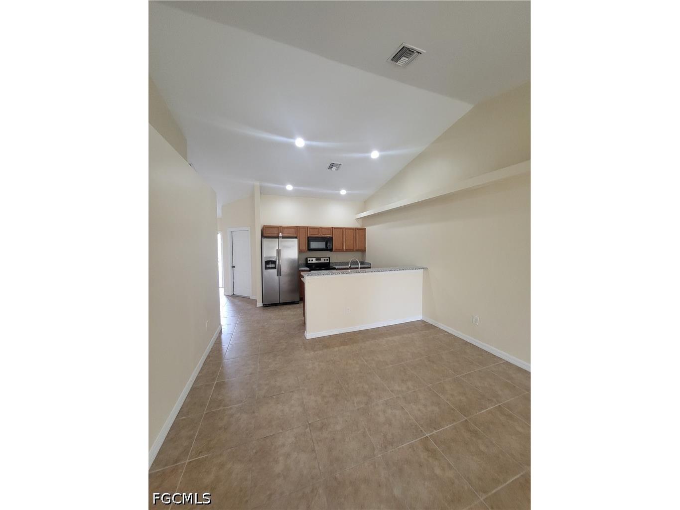 1916 SW 15th Place Cape Coral FL 33991 2026014940 image6