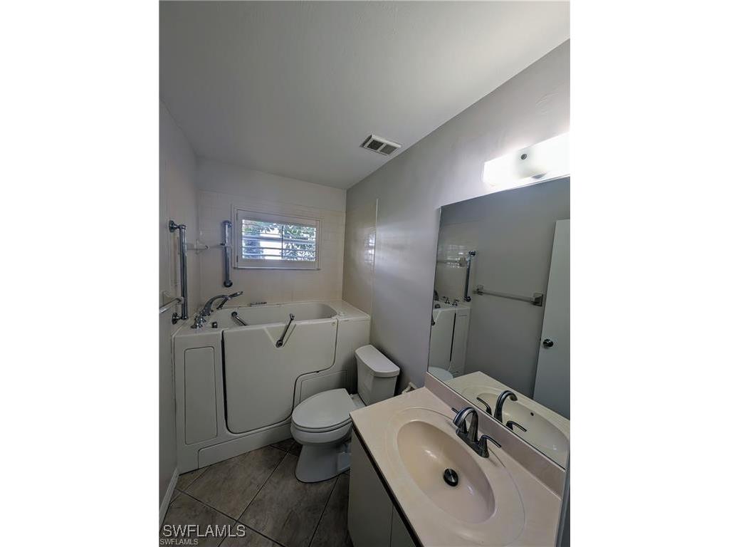 1915 Courtyard Way S #G102 Naples FL 34112 226001334 image8