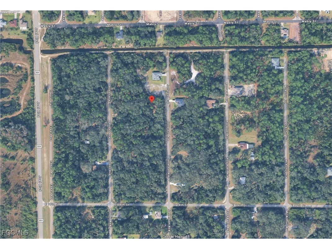 1915 Jefferson Avenue Lehigh Acres FL 33972 2026006221 image3