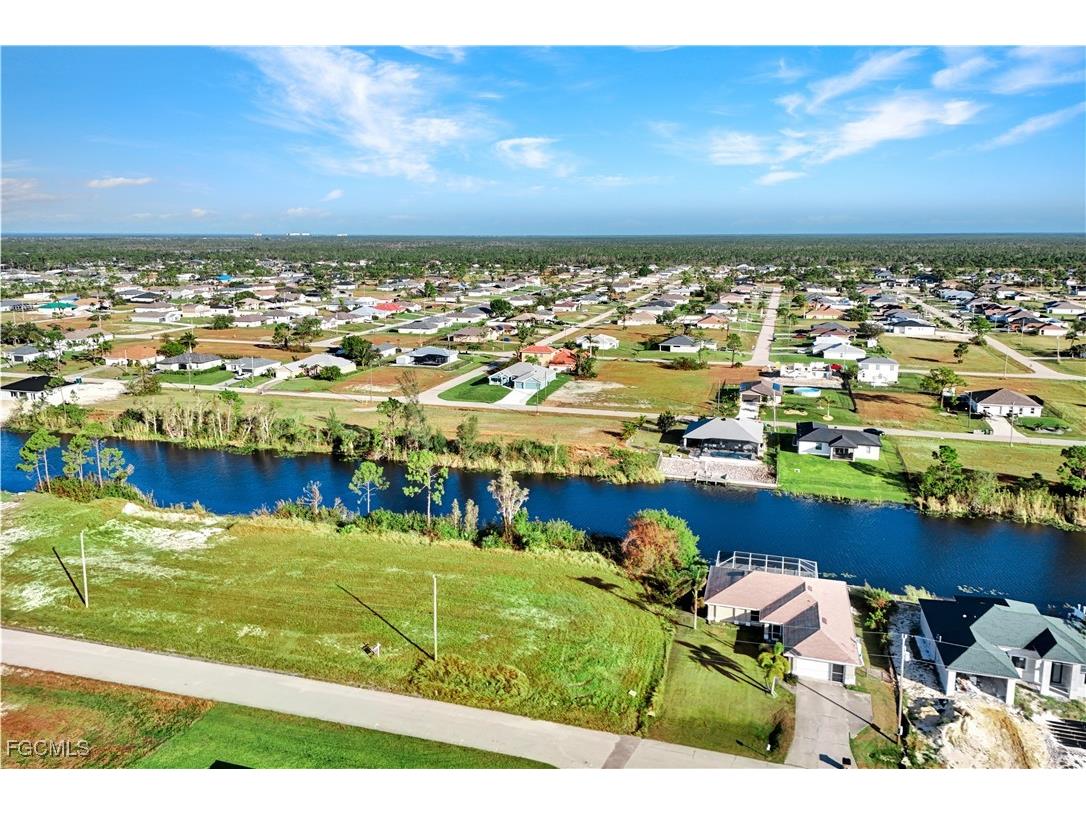 1915 NW 26th Street Cape Coral FL 33993 2025023638 image1