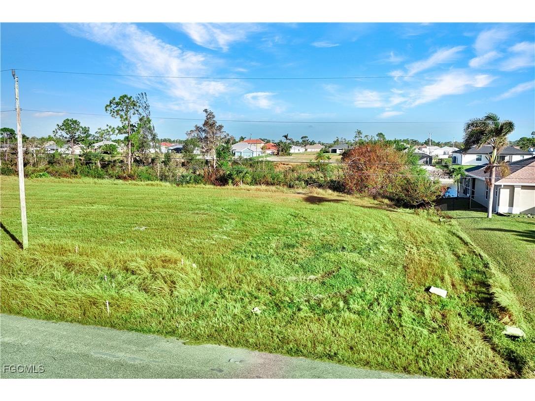 1915 NW 26th Street Cape Coral FL 33993 2025023638 image10