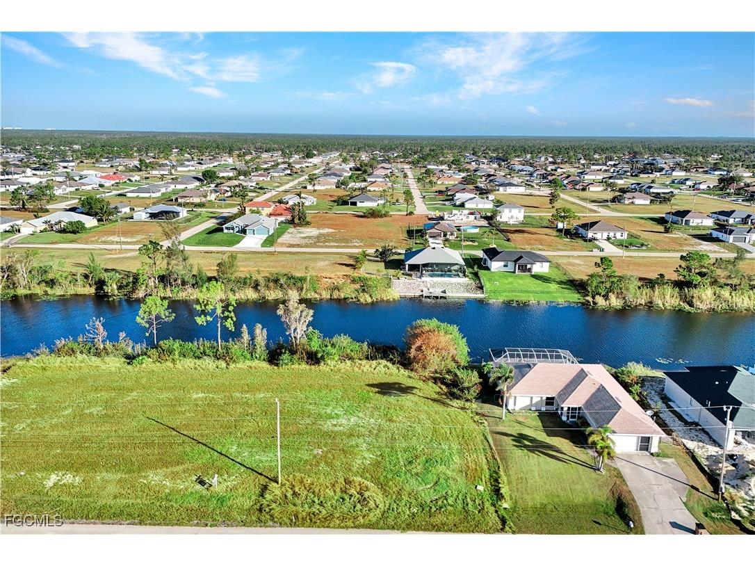 1915 NW 26th Street Cape Coral FL 33993 2025023638 image8
