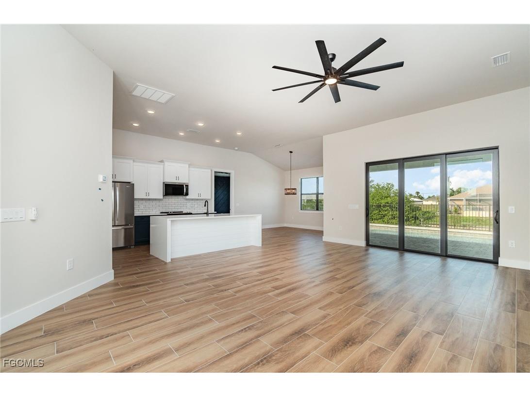 1915 NW 29th Avenue Cape Coral FL 33993 2025007518 image5