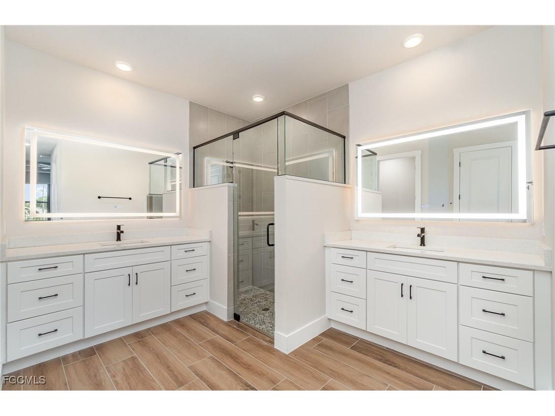 1915 NW 29th Avenue Cape Coral FL 33993 2025007518 image9