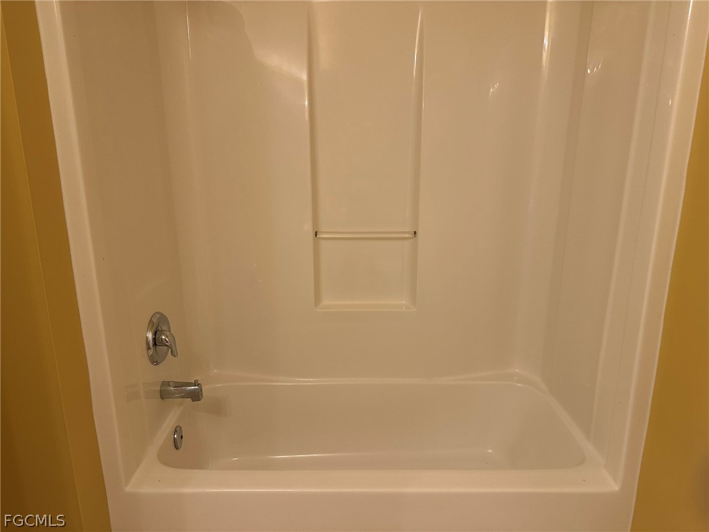 1915 SW 13th Street Cape Coral FL 33991 2026012513 image16