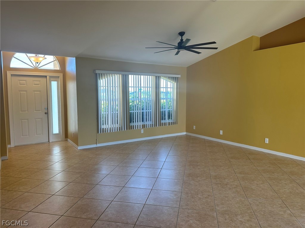 1915 SW 13th Street Cape Coral FL 33991 2026012513 image5