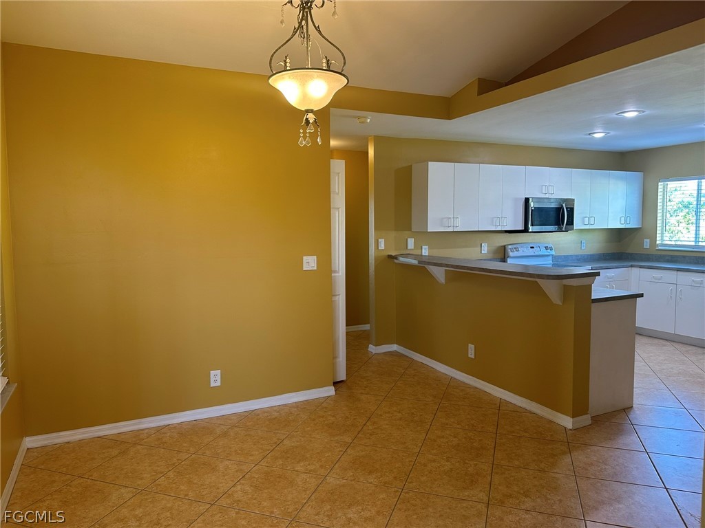 1915 SW 13th Street Cape Coral FL 33991 2026012513 image8