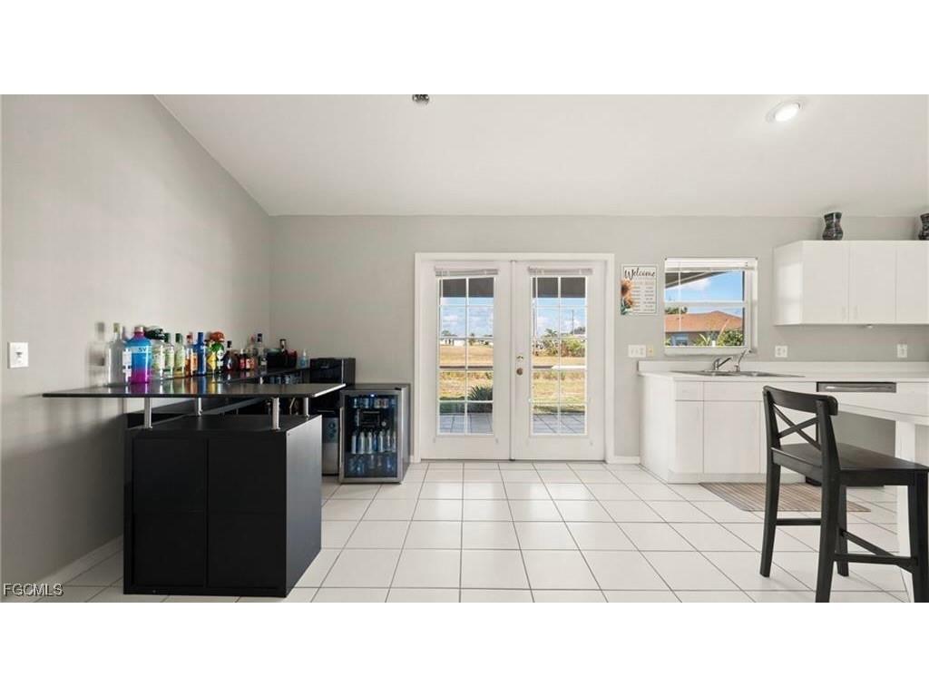 1915 SW 2nd Street Cape Coral FL 33991 2025020703 image11