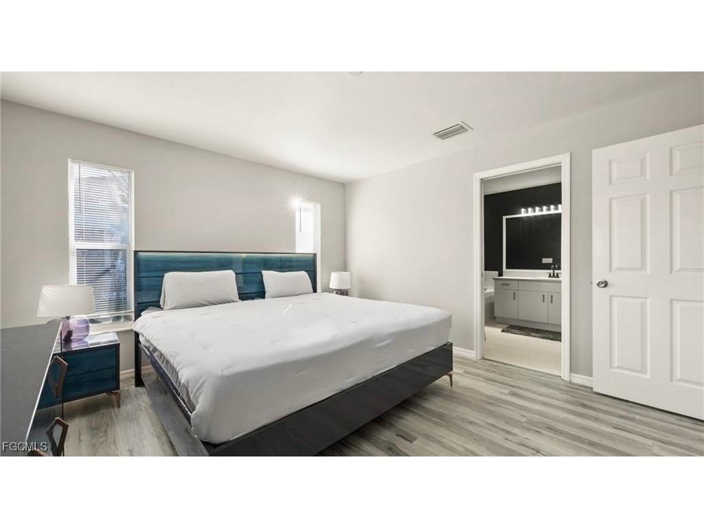 1915 SW 2nd Street Cape Coral FL 33991 2025020703 image13