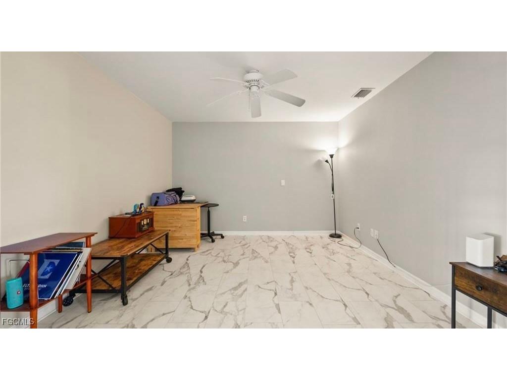 1915 SW 2nd Street Cape Coral FL 33991 2025020703 image20