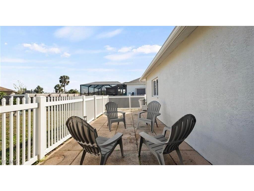 1915 SW 2nd Street Cape Coral FL 33991 2025020703 image22