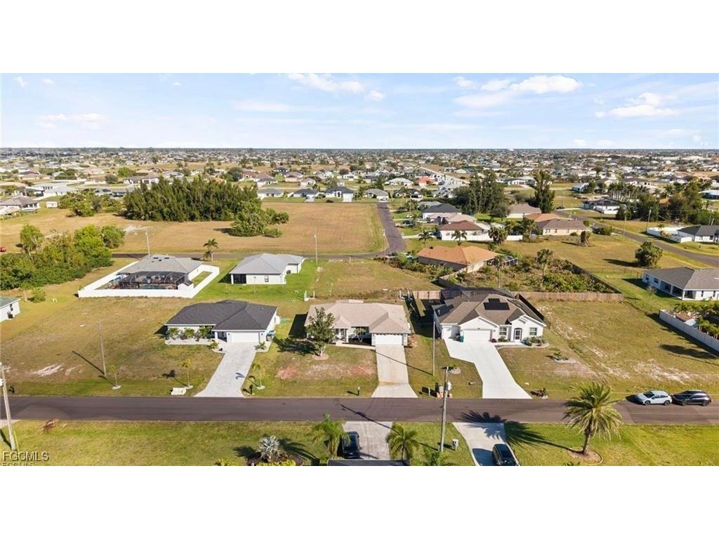 1915 SW 2nd Street Cape Coral FL 33991 2025020703 image26