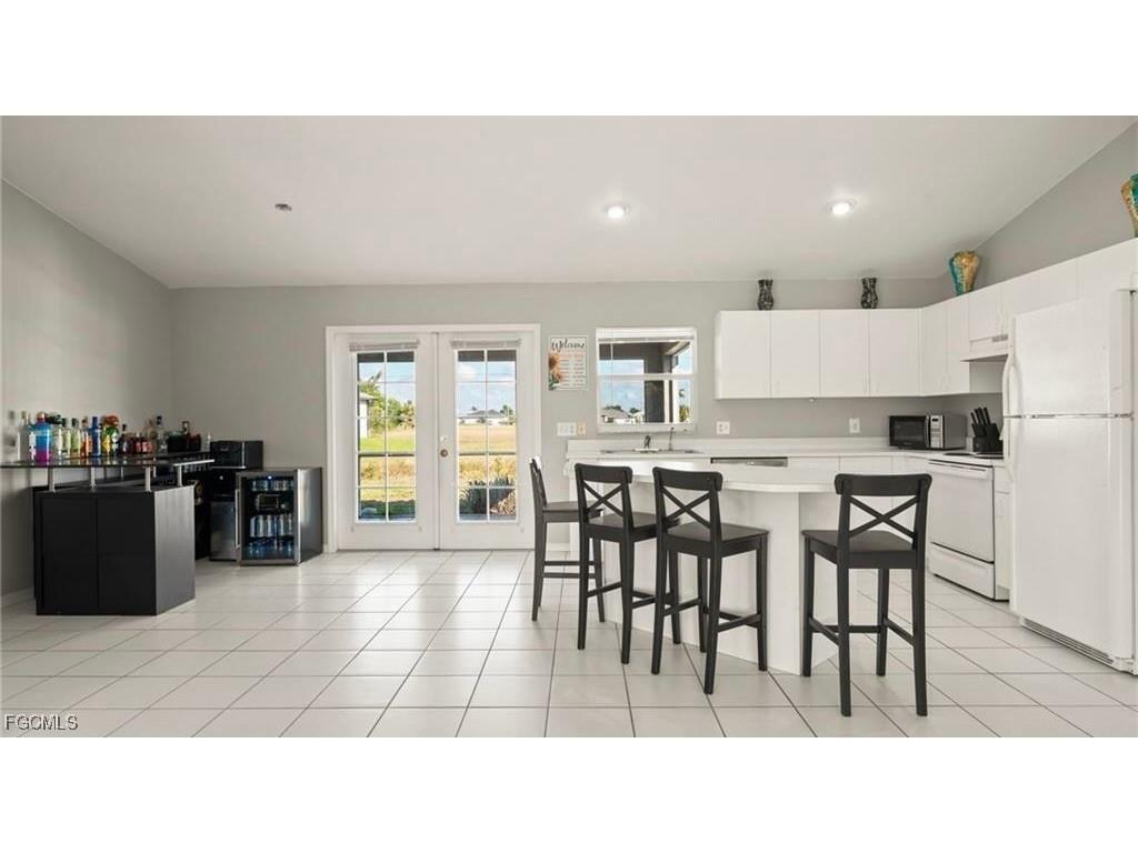 1915 SW 2nd Street Cape Coral FL 33991 2025020703 image6