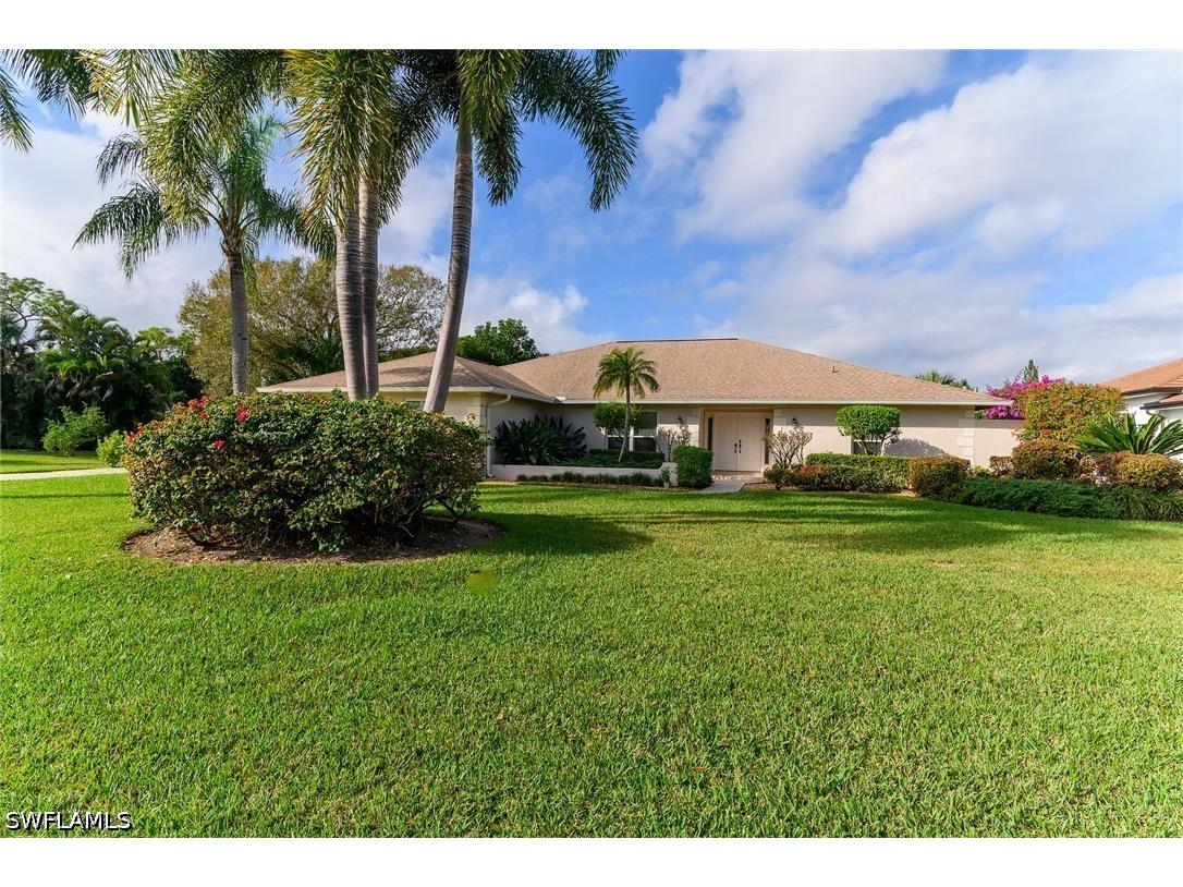 1916 Countess Court Naples FL 34110 226016112 image1