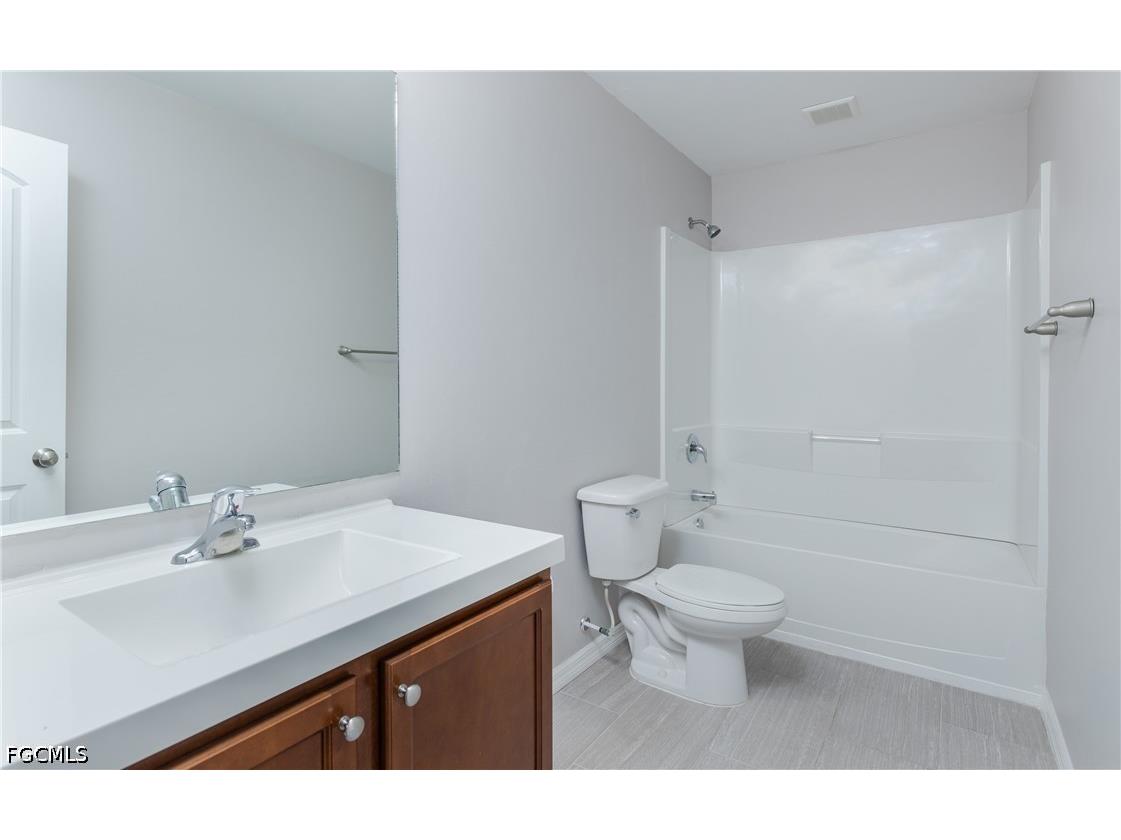 1916 SW 12th Terrace Cape Coral FL 33991 2026030033 image24