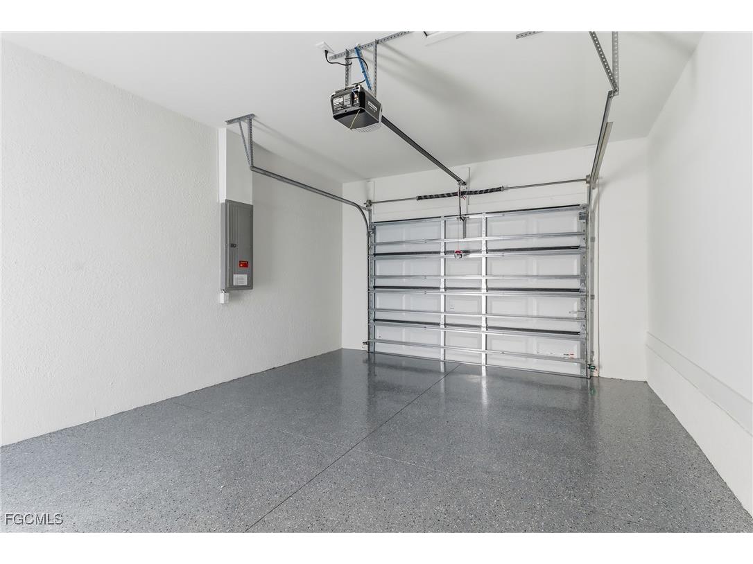 1918 NW 21st Terrace Cape Coral FL 33993 2026001940 image31