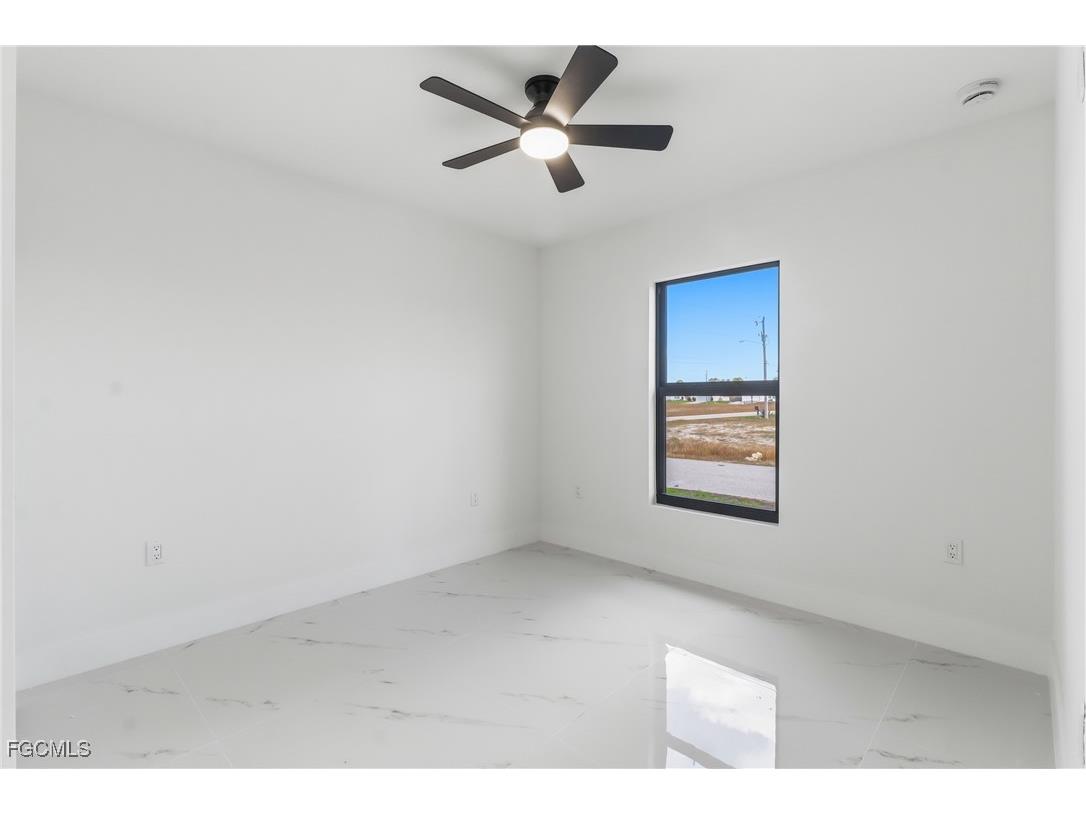 1918 NW 21st Terrace Cape Coral FL 33993 2026001940 image33