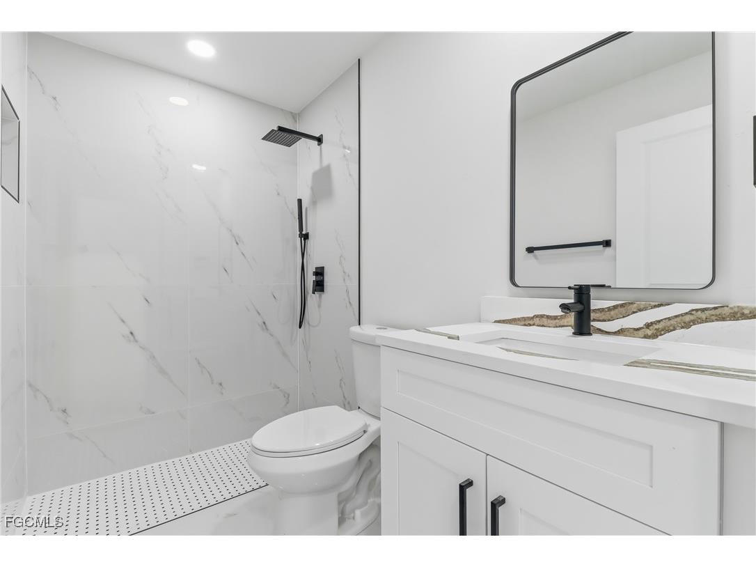 1918 NW 21st Terrace Cape Coral FL 33993 2026001940 image39