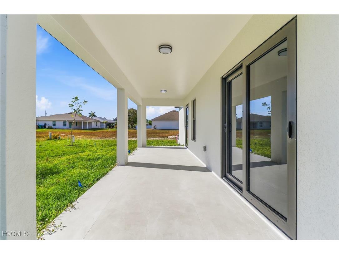 1918 NW 21st Terrace Cape Coral FL 33993 2026001940 image40