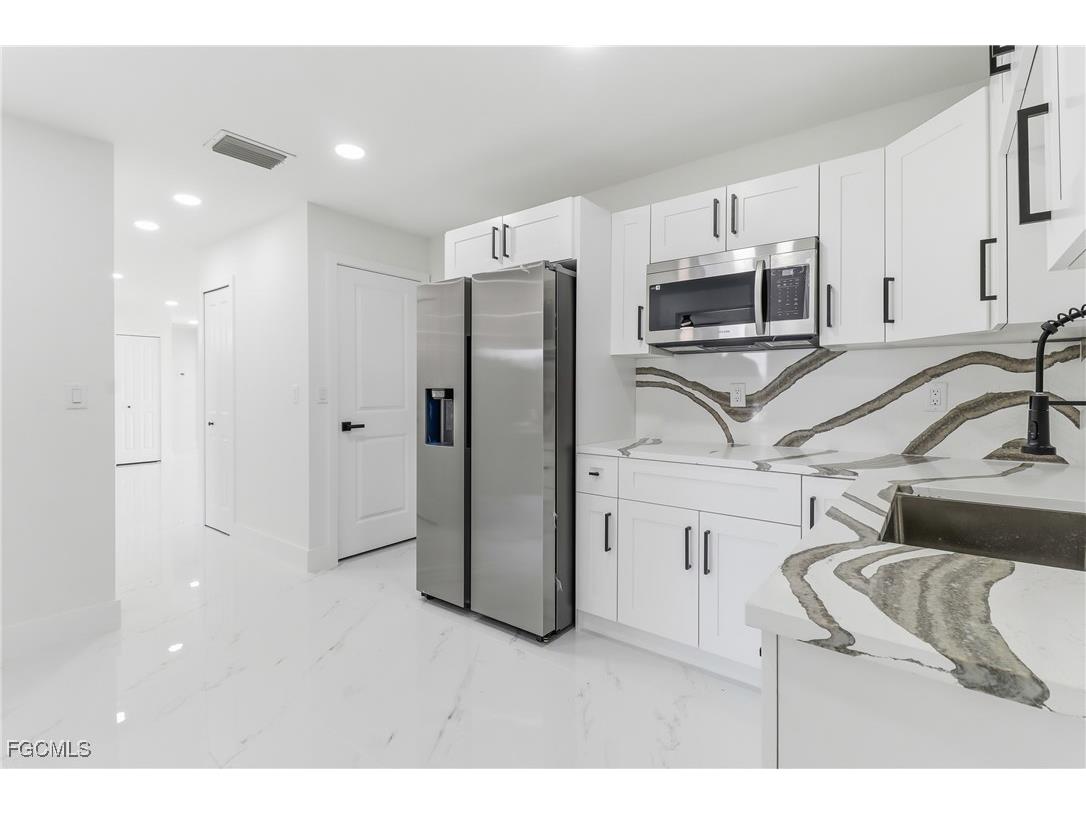 1918 NW 21st Terrace Cape Coral FL 33993 2026001940 image9