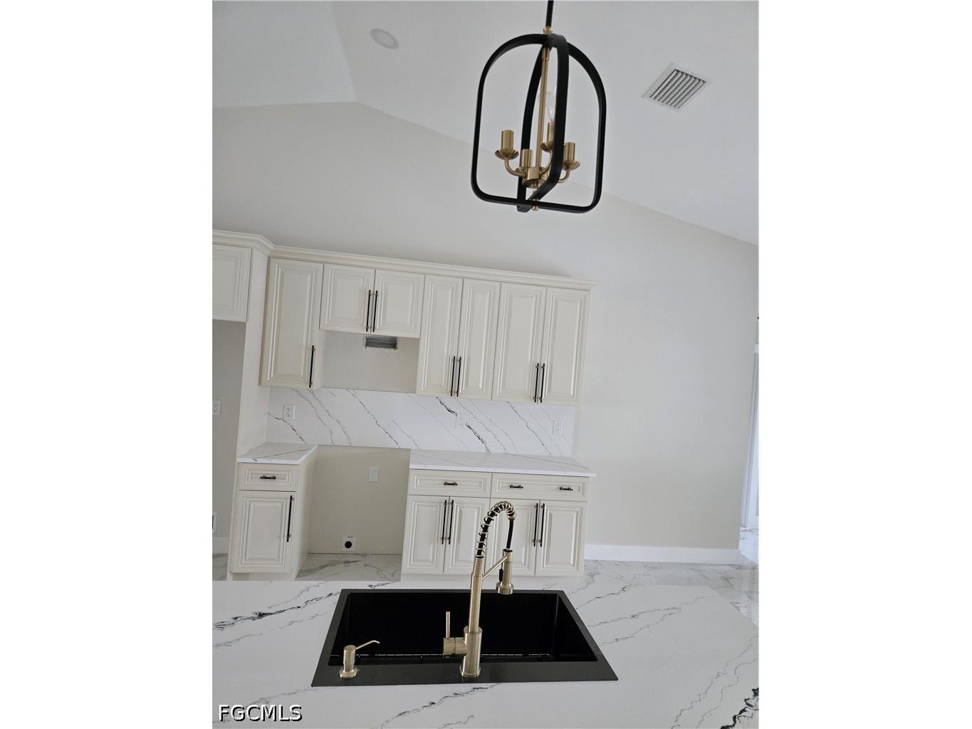 1918 SW 29th Terrace Cape Coral FL 33914 2026011033 image5