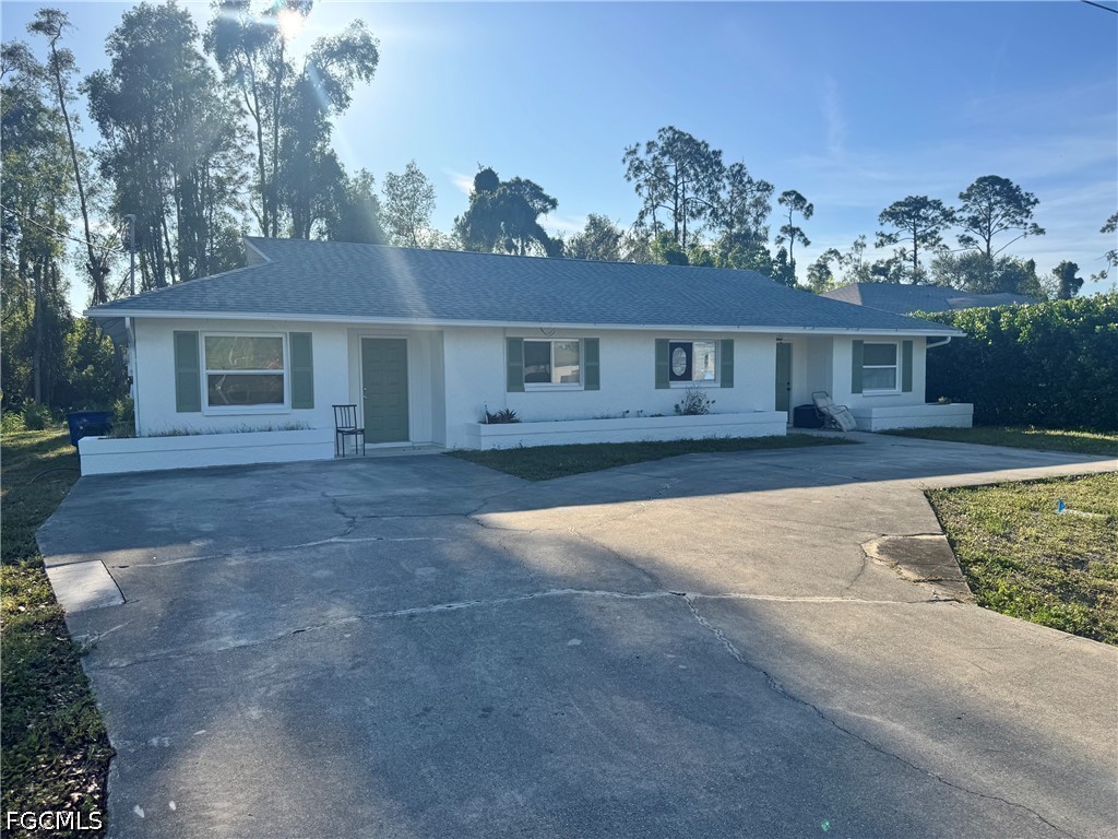19184/19188 Miami Boulevard Fort Myers FL 33967 2026020734 image1