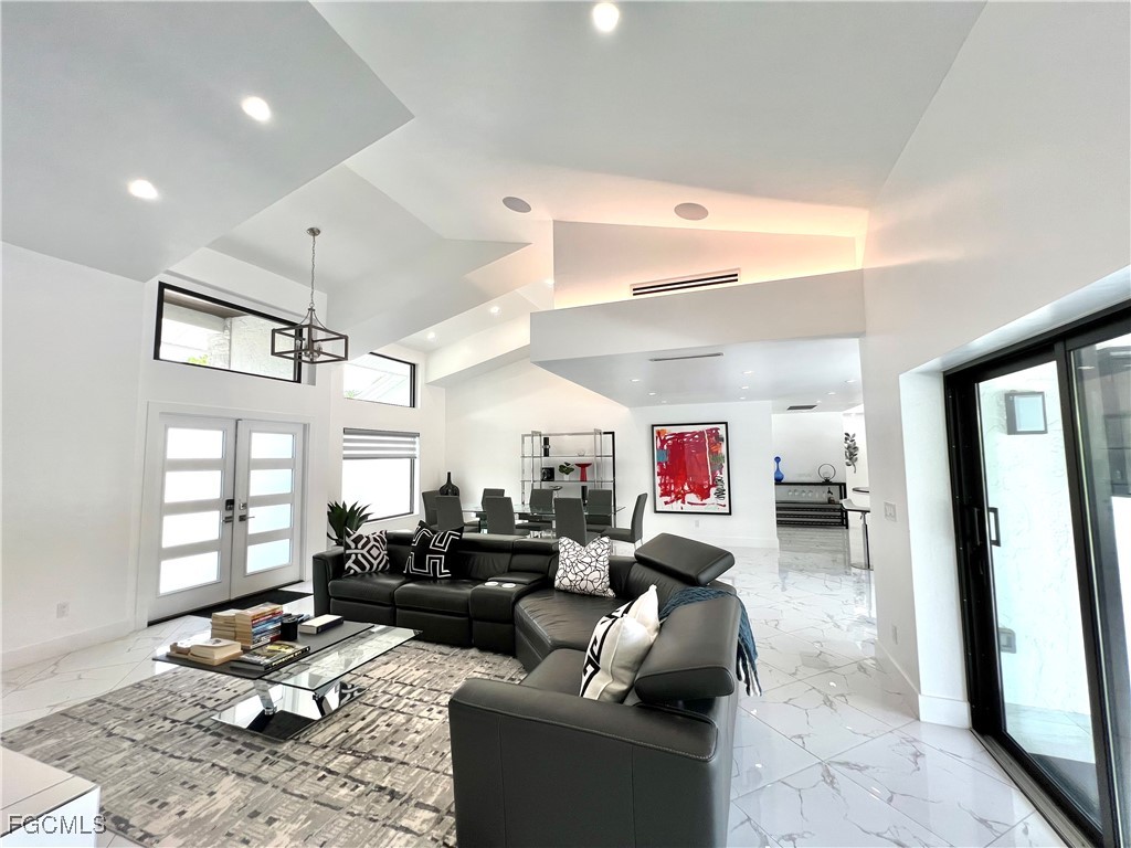 1919 Countess Court Naples FL 34110 2025002803 image11