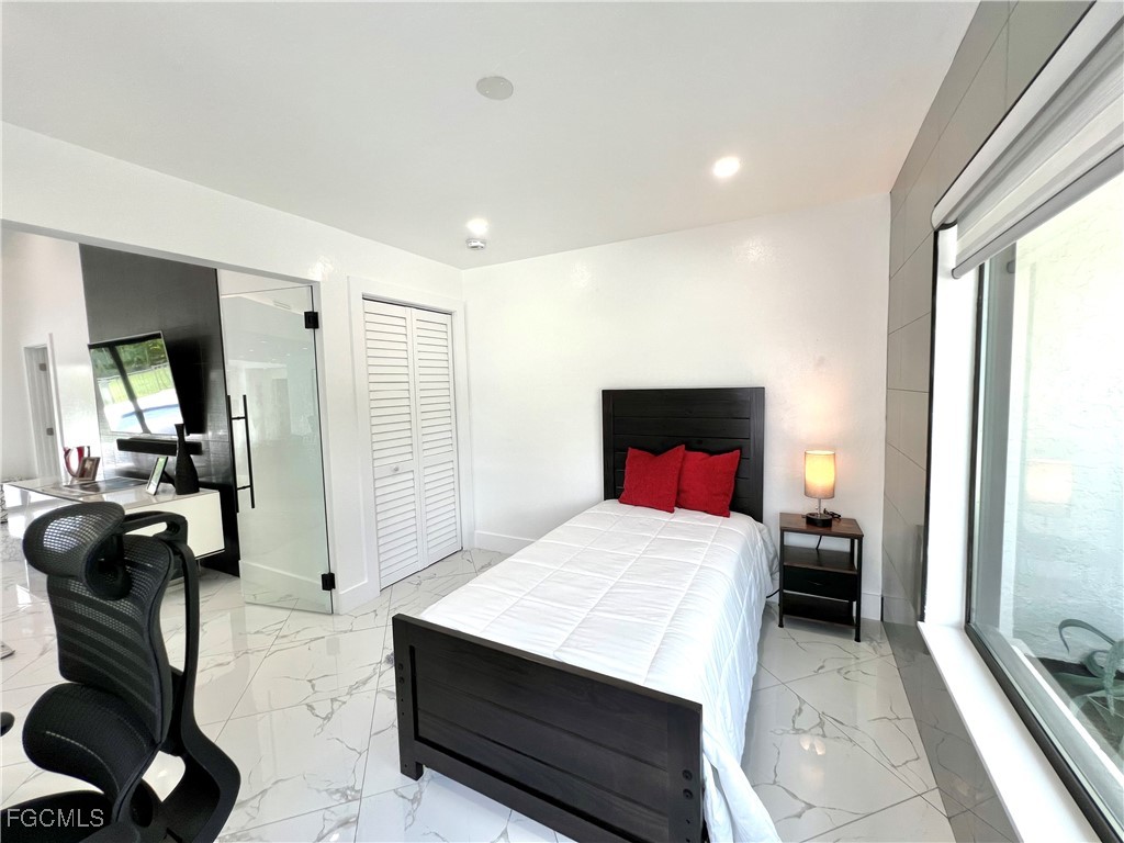 1919 Countess Court Naples FL 34110 2025002803 image24