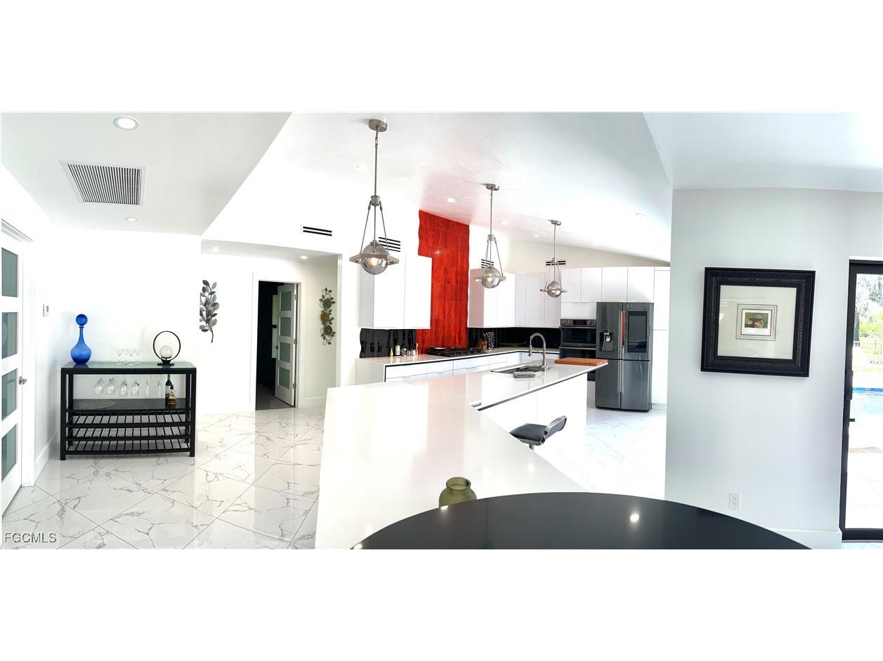 1919 Countess Court Naples FL 34110 2025002803 image7