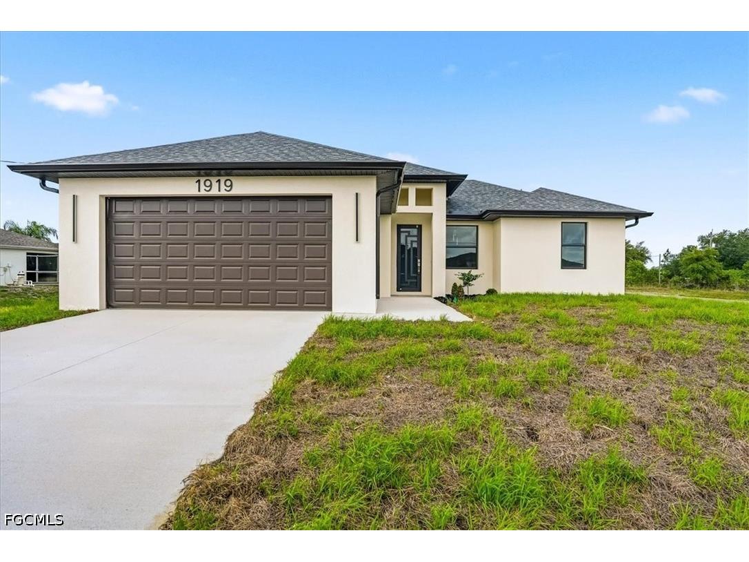 1919 Crawford Avenue N Lehigh Acres FL 33971 2026021866 image1