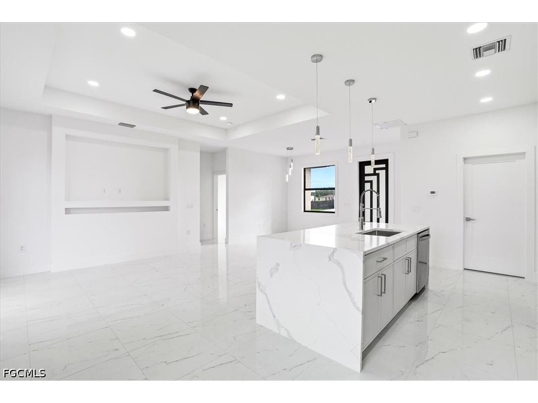 1919 Crawford Avenue N Lehigh Acres FL 33971 2026021866 image4