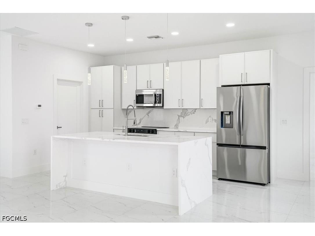 1919 Crawford Avenue N Lehigh Acres FL 33971 2026021866 image6