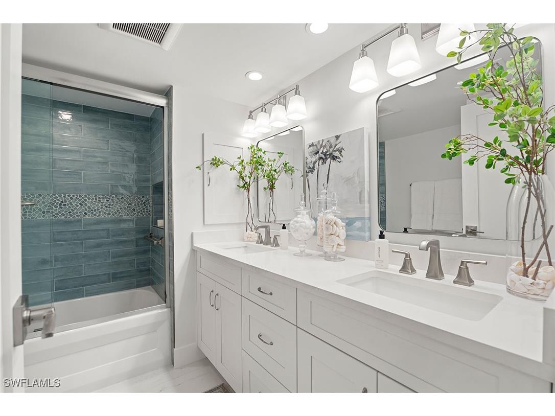 1919 Gulf Shore Boulevard N #101 Naples FL 34102 225081849 image16