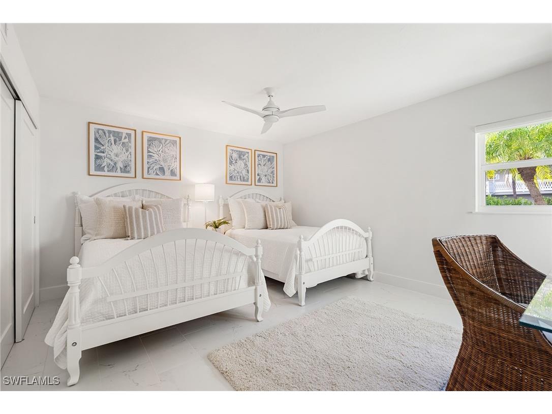 1919 Gulf Shore Boulevard N #101 Naples FL 34102 225081849 image17