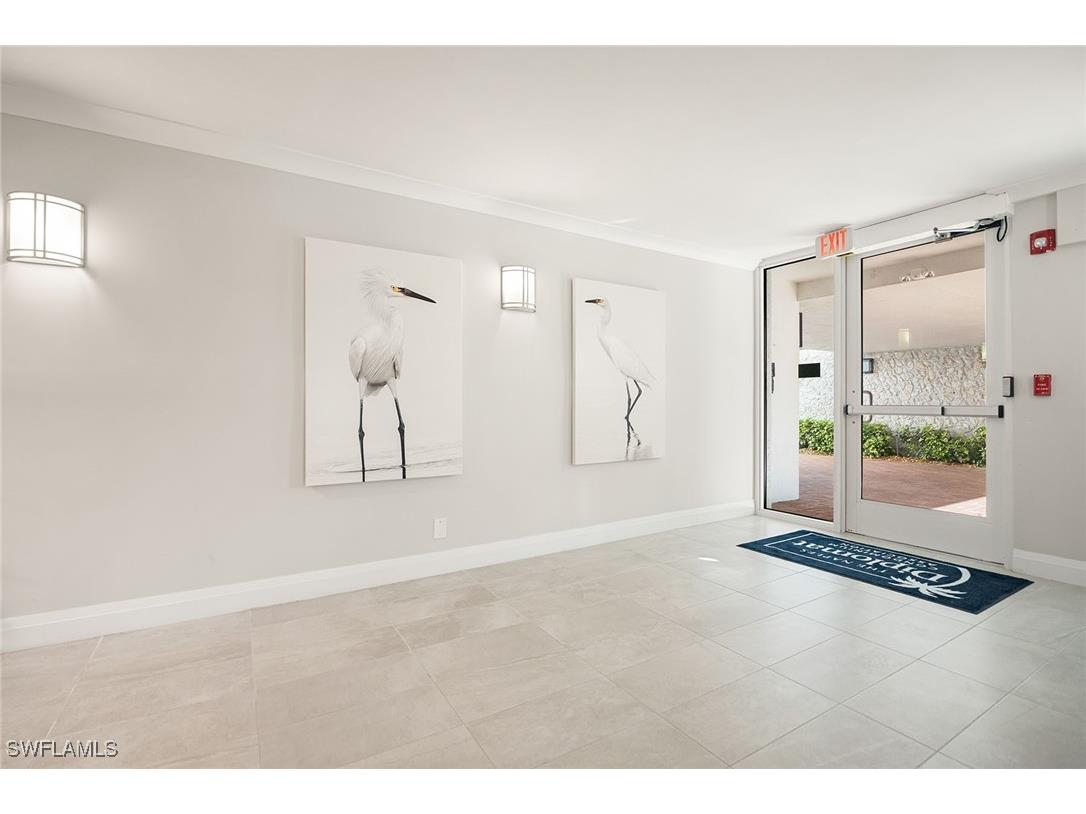 1919 Gulf Shore Boulevard N #101 Naples FL 34102 225081849 image30