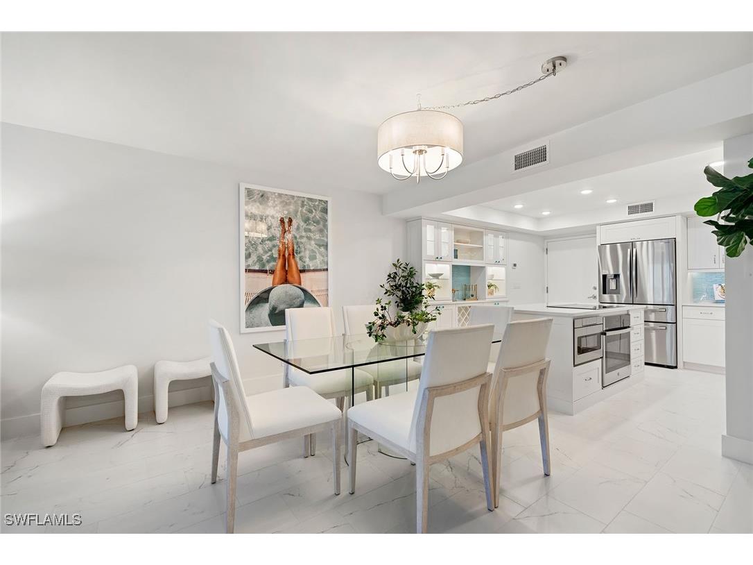 1919 Gulf Shore Boulevard N #101 Naples FL 34102 225081849 image5