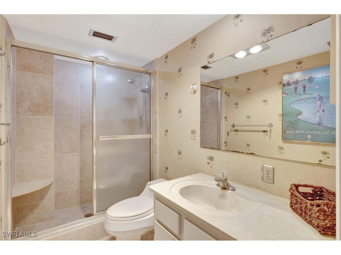 1919 Gulf Shore Boulevard N #201 Naples FL 34102 225051548 image17