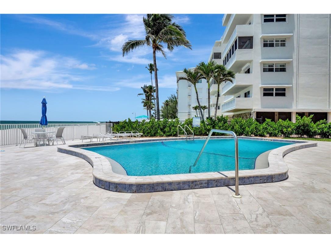 1919 Gulf Shore Boulevard N #201 Naples FL 34102 225051548 image23