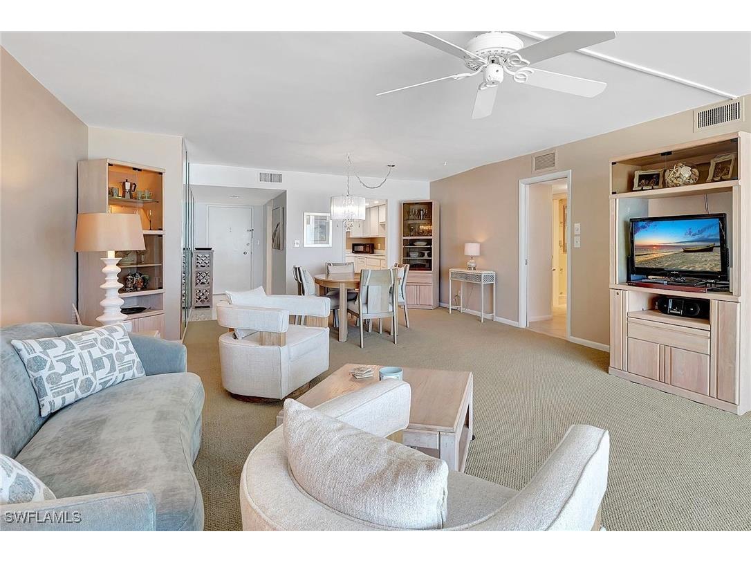 1919 Gulf Shore Boulevard N #201 Naples FL 34102 225051548 image8