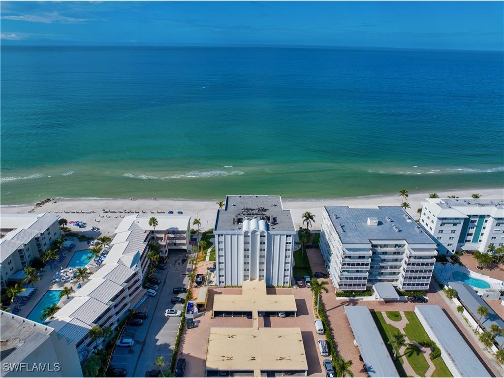 1919 Gulf Shore Boulevard N #302 Naples FL 34102 225071981 image1